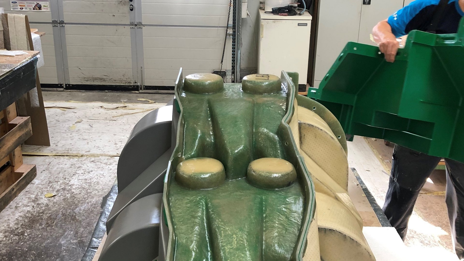 Negative model making for fibre composite moulded materials, composite material made of GRP, CFRP, AFRP