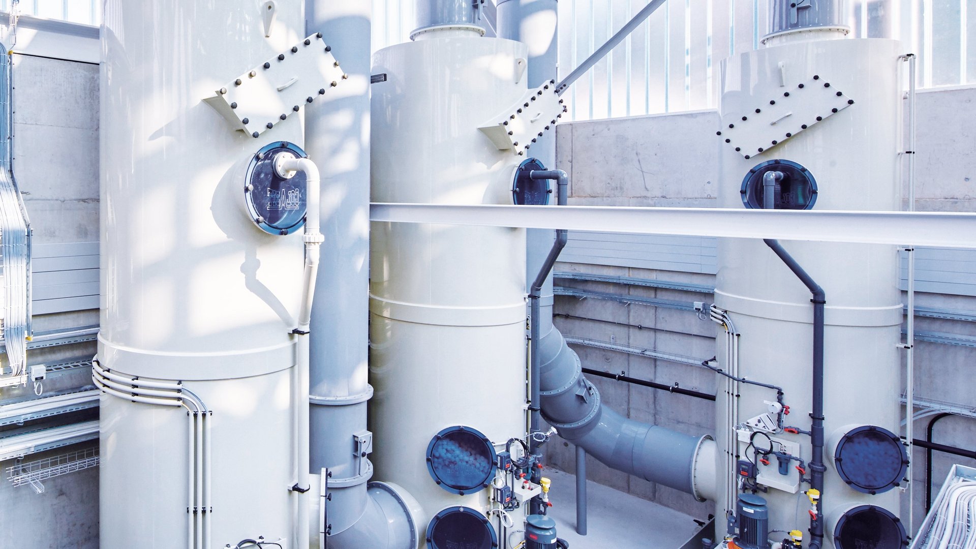 Nasswäscher in Kunststoff für die Reinigung von umweltschädlicher Abluft und Gase - Colasit