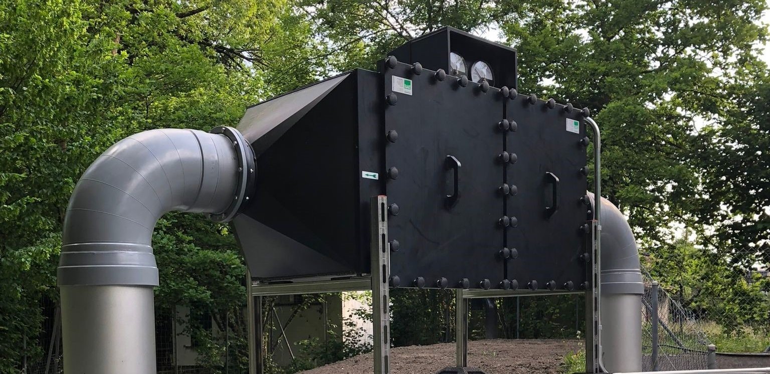 Filtre d’air évacué pour une installation d'épuration, à deux niveaux avec filtre à particules et filtre à charbon actif contre les émissions d’odeurs - Colasit 