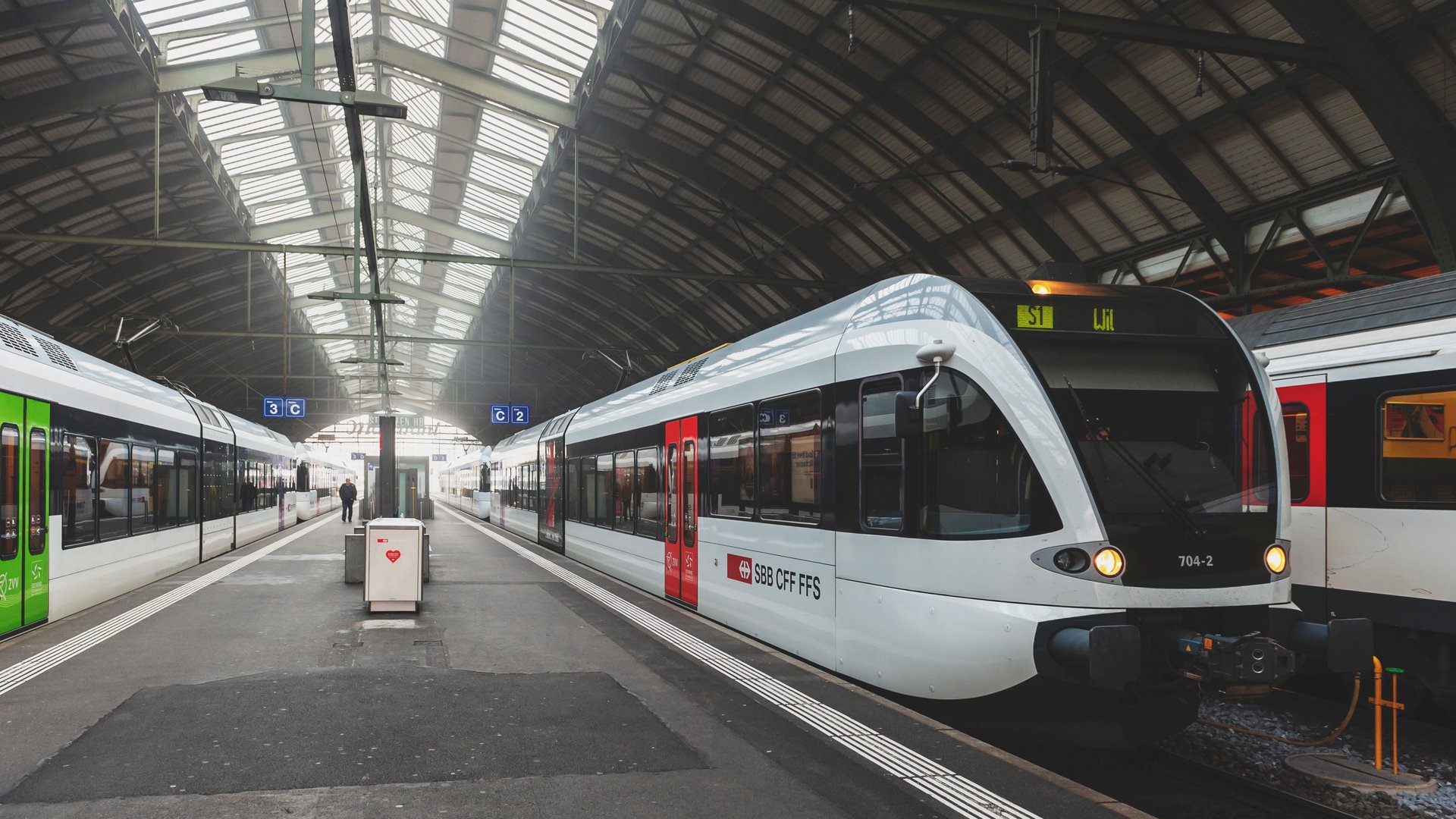 Vehicle sheeting made of GRP for trains and vehicles - Colasit